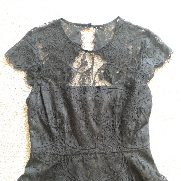 NWT BB Dakota Rihanna lace fit and flare dress - Picture 3 of 16